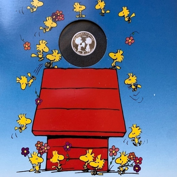 Rarities Other - 🌷Vintage Snoopy “Coin” Valentine’s First Edition